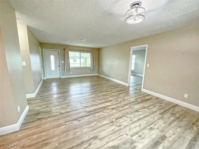 Picture of 1425 Alwynne Dr, Lehigh Acres FL 33936