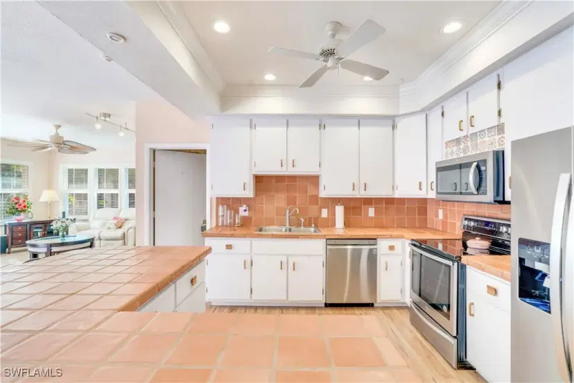 Picture of 1416 Sandra Dr, Fort Myers FL 33901