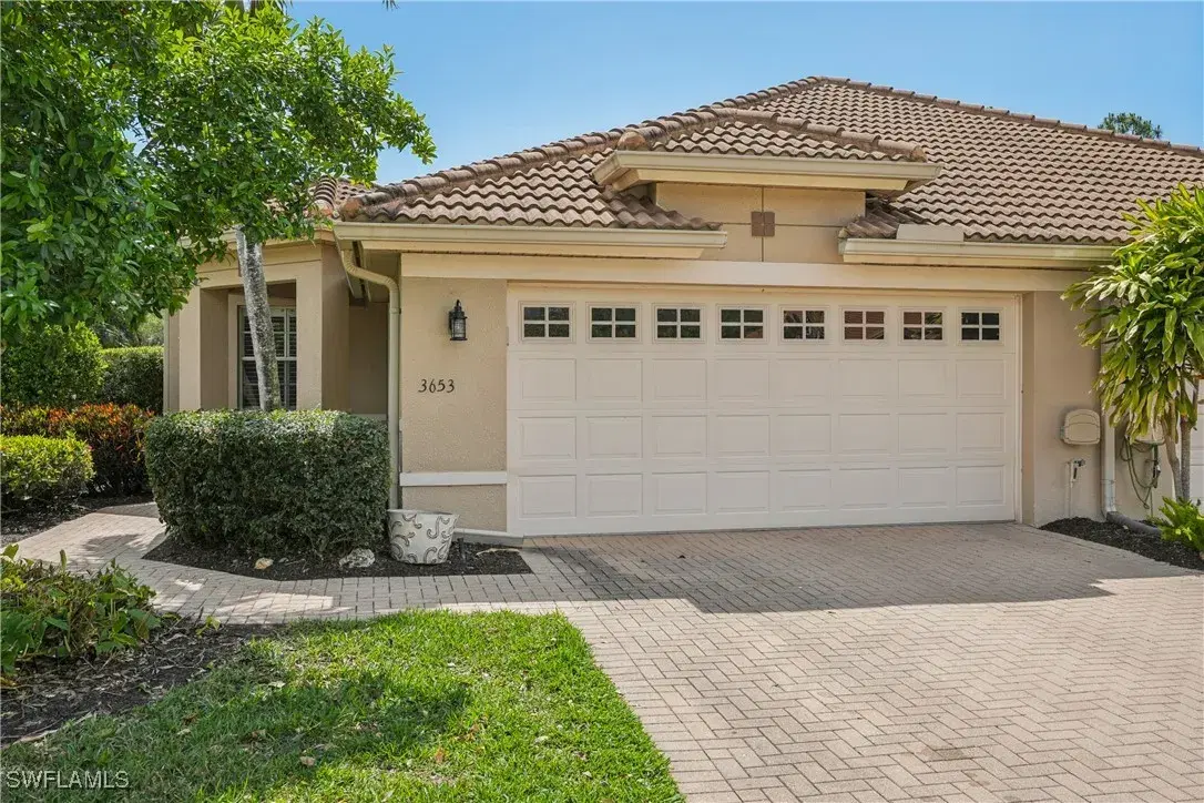 Picture of 3653 Periwinkle Way, Naples, FL 34114
