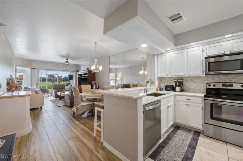 Picture of 13030 Amberley Ct 405, Bonita Springs FL 34135