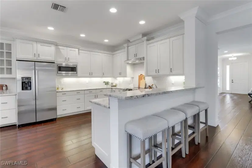 Picture of 13577 Mandarin Cir, Naples FL 34109