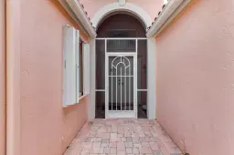 Picture of 9835 Harbour Lake Circle, Boynton Beach, FL 33437