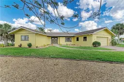 Picture of 200 Capri Isles Ct, Punta Gorda, FL 33950
