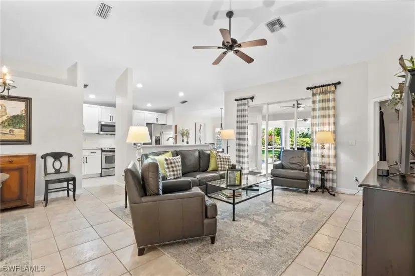 Picture of 2325 Heritage Greens Dr, Naples FL 34119