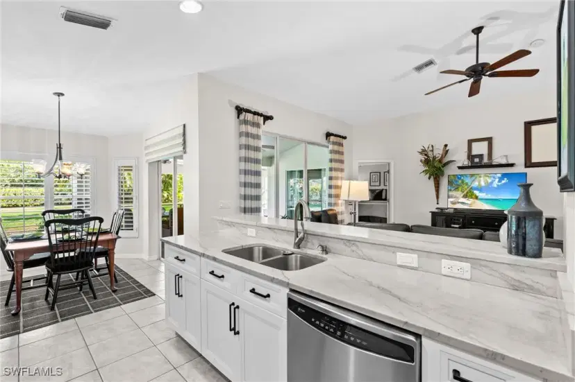 Picture of 2325 Heritage Greens Dr, Naples FL 34119