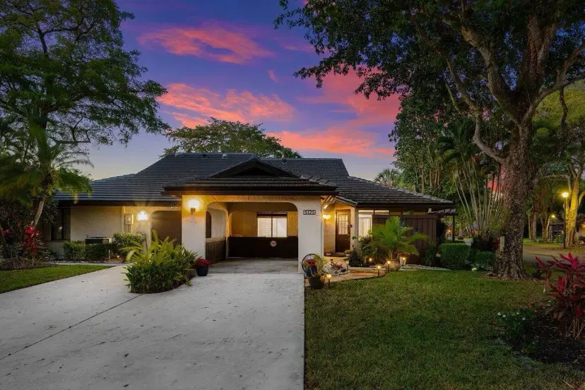 Picture of 5125 Pine Drive, Boynton Beach FL 33437