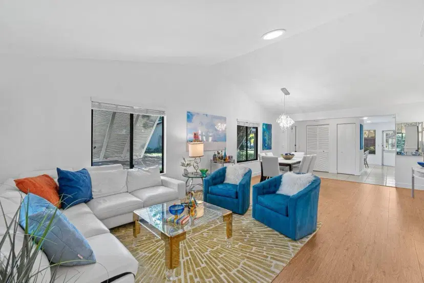 Picture of 5125 Pine Drive, Boynton Beach FL 33437