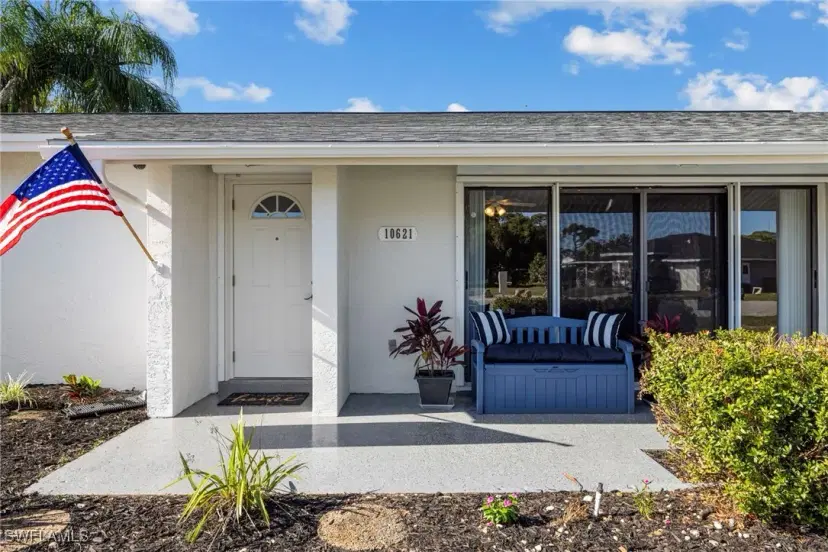 Picture of 10621 Baytree Ct, Lehigh Acres FL 33936