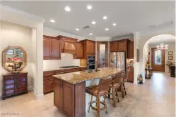 Picture of 7211 Live Oak Dr, Naples, FL 34114