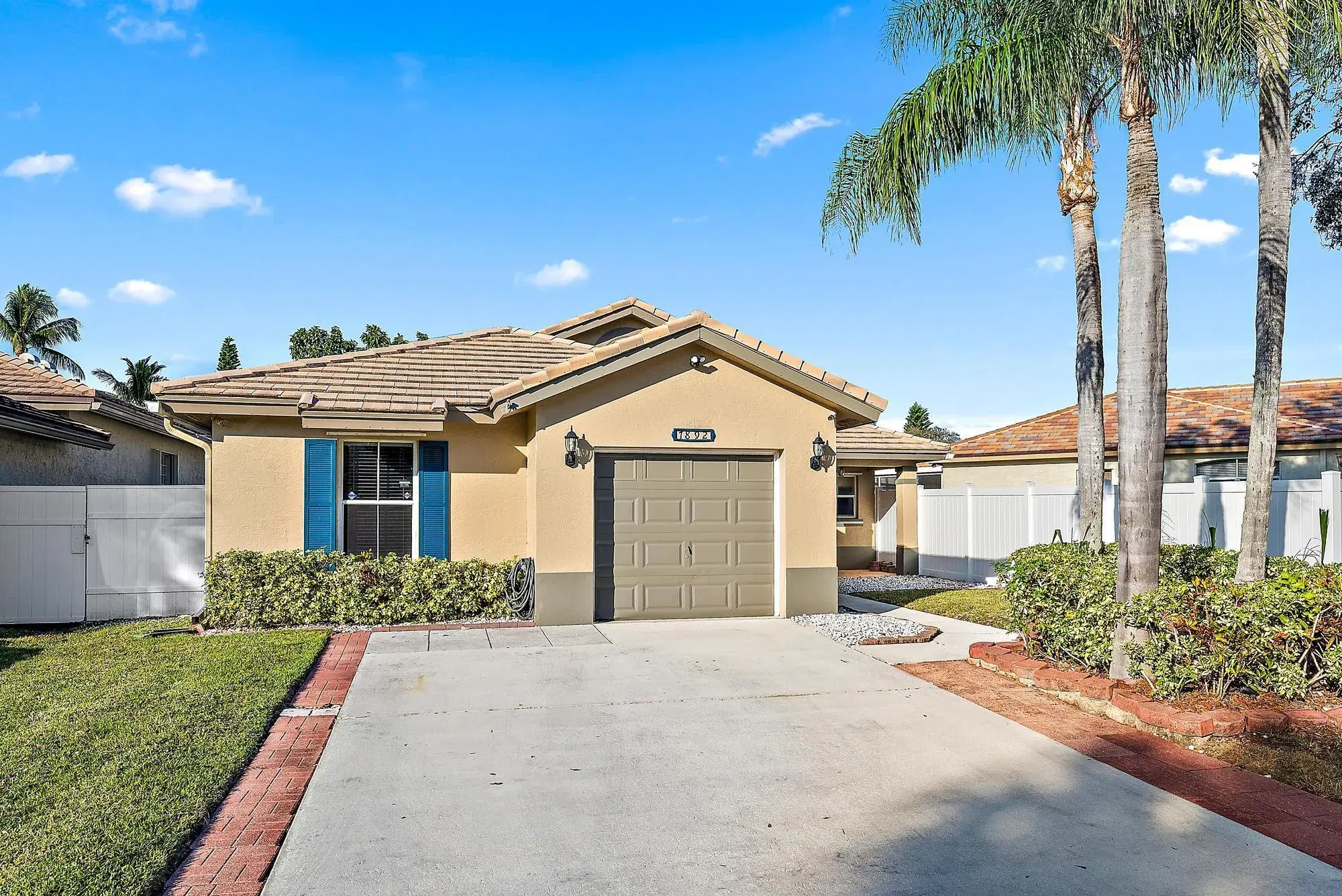 Picture of 7892 Manor Forest Lane, Boynton Beach, FL 33436