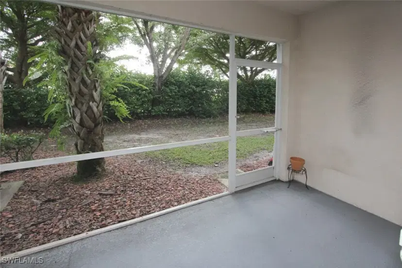 Picture of 8257 Pacific Beach Dr, Fort Myers FL 33966
