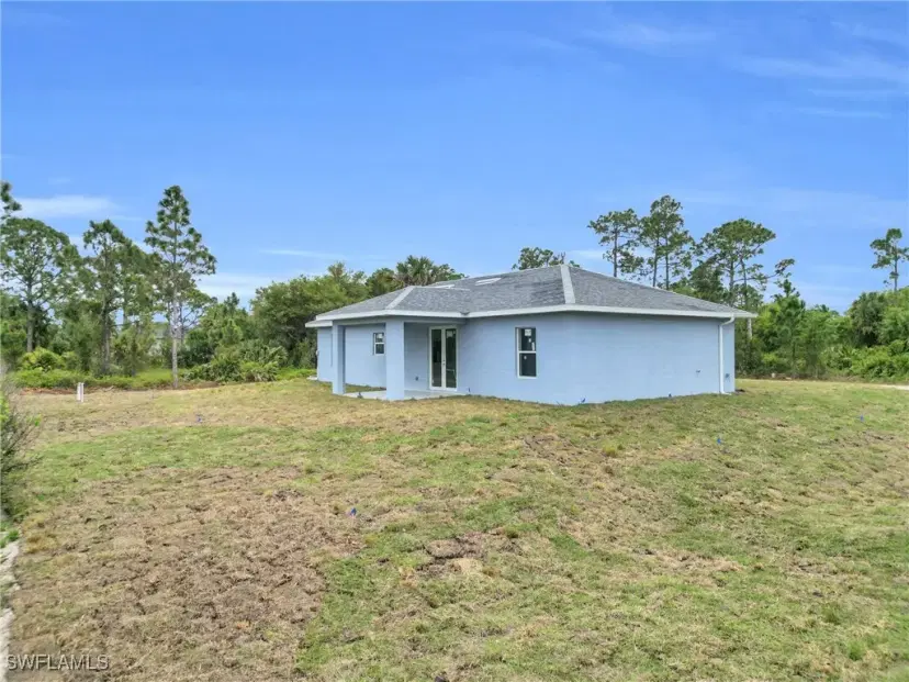 Picture of 935 Elgin St, Lehigh Acres FL 33974