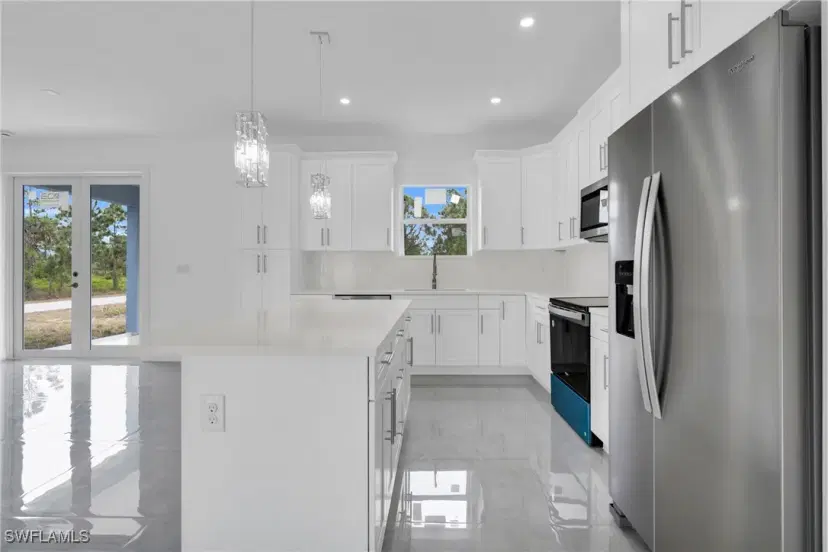 Picture of 935 Elgin St, Lehigh Acres FL 33974