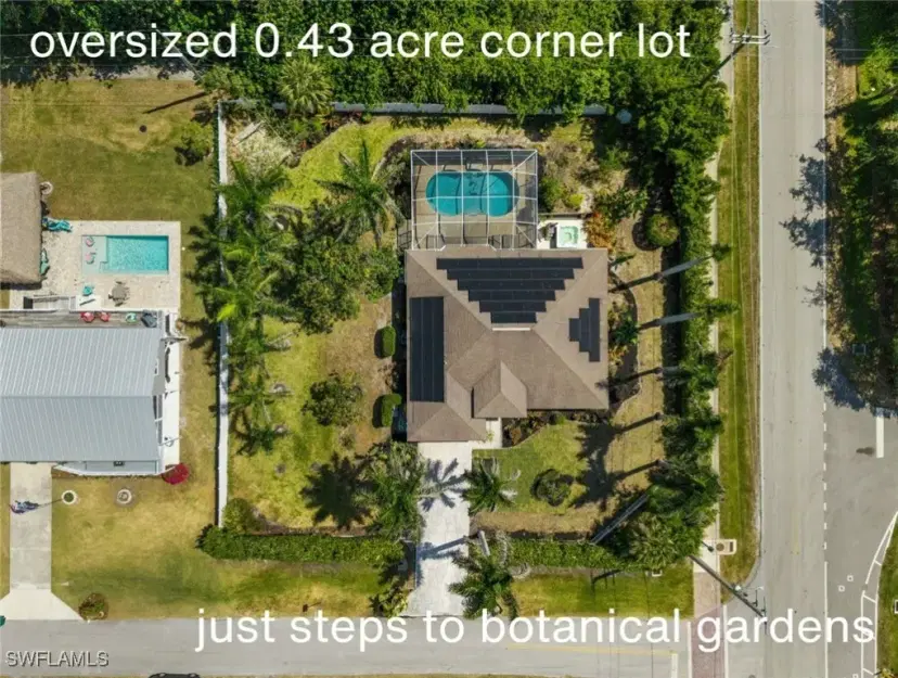 Picture of 4 Colonial Dr, Naples FL 34112