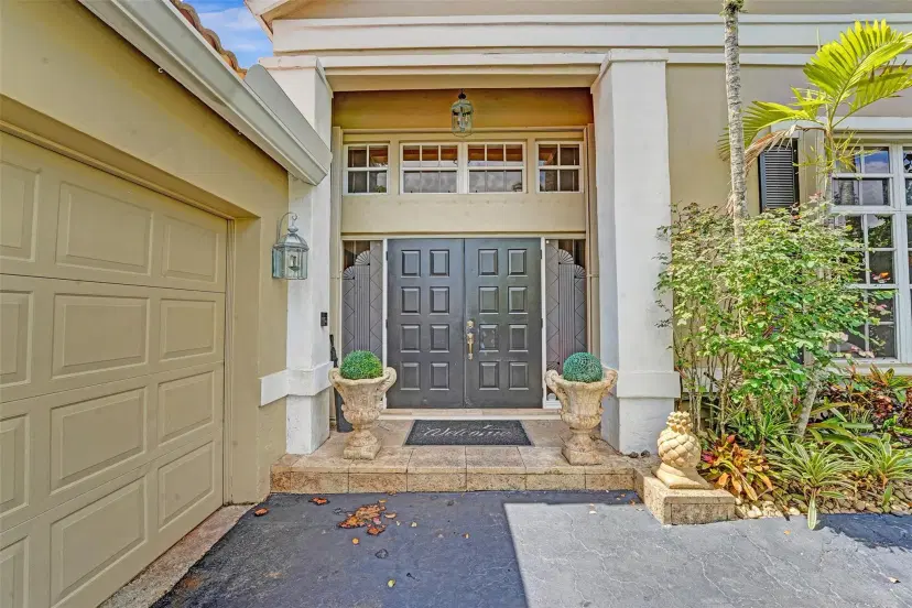 Picture of 3076 Perriwinkle Cir, Davie, FL 33328