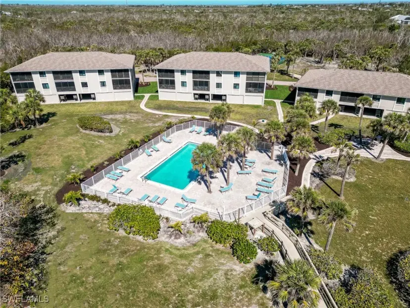 Picture of 1919 Olde Middle Gulf Dr 402, Sanibel FL 33957