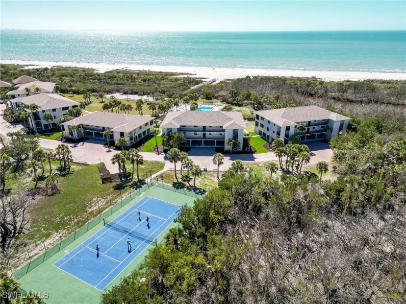 Picture of 1919 Olde Middle Gulf Dr 402, Sanibel FL 33957