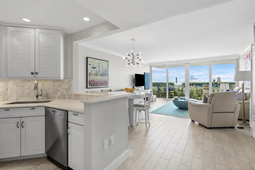 Picture of 1225 S Ocean Boulevard 103, Delray Beach FL 33483