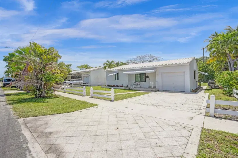 Picture of 309 SW 13Th St, Dania Beach FL 33004