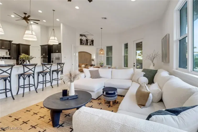 Picture of 245 2Nd St, Bonita Springs FL 34134