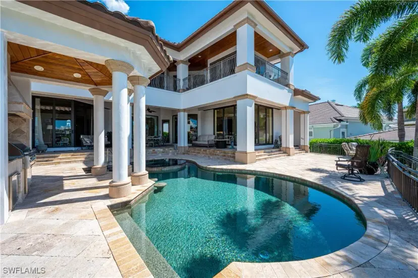 Picture of 3111 Leeward Ln, Naples FL 34103
