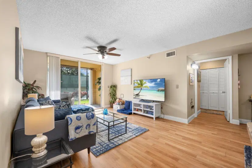 Picture of 110 Yacht Club Way 104, Hypoluxo FL 33462