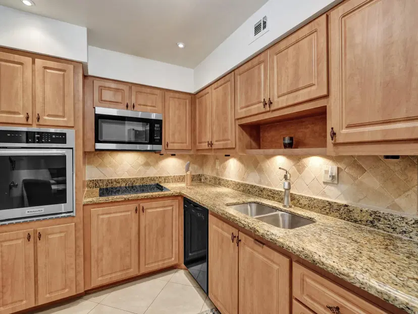 Picture of 4250 Galt Ocean Drive 10J, Fort Lauderdale FL 33308