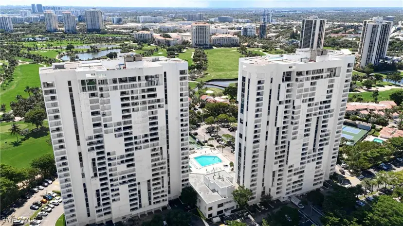 Picture of 20225 NE 34Th Ct, Miami FL 33180