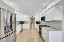 Picture of 7578 Regency Lake Drive 201, Boca Raton, FL 33433