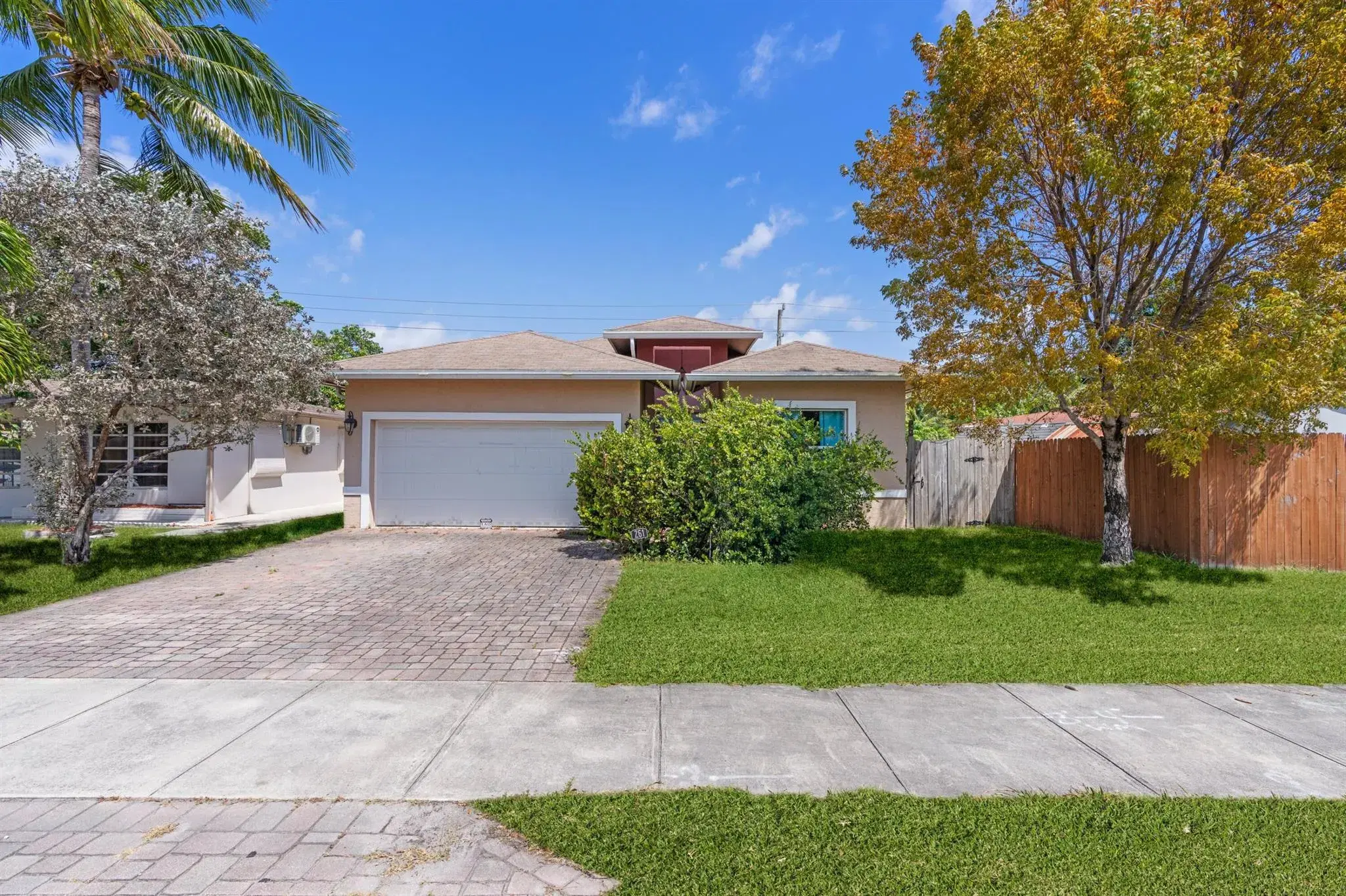 Picture of 261 NE 41St Street, Oakland Park, FL 33334
