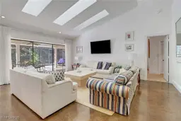 Picture of 2293 Royal Ln, Naples, FL 34112