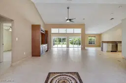 Picture of 2160 Pine Woods Cir 28, Naples, FL 34105