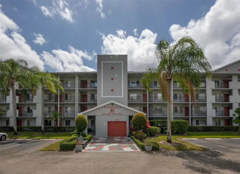 Picture of 801 SW 138Th Ave E111, Pembroke Pines FL 33027