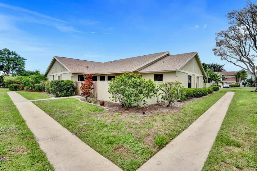 Picture of 5680 Northpointe Lane, Boynton Beach FL 33437