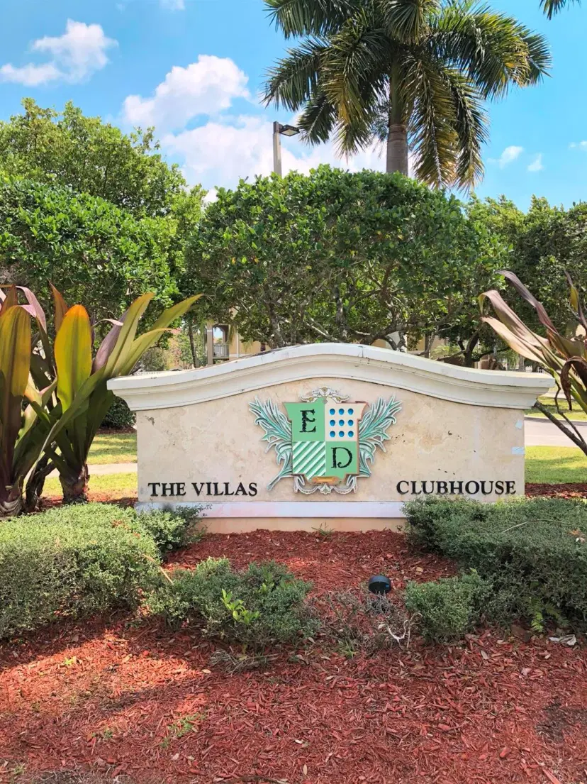 Picture of 6450 Emerald Dunes Drive 301, West Palm Beach FL 33411