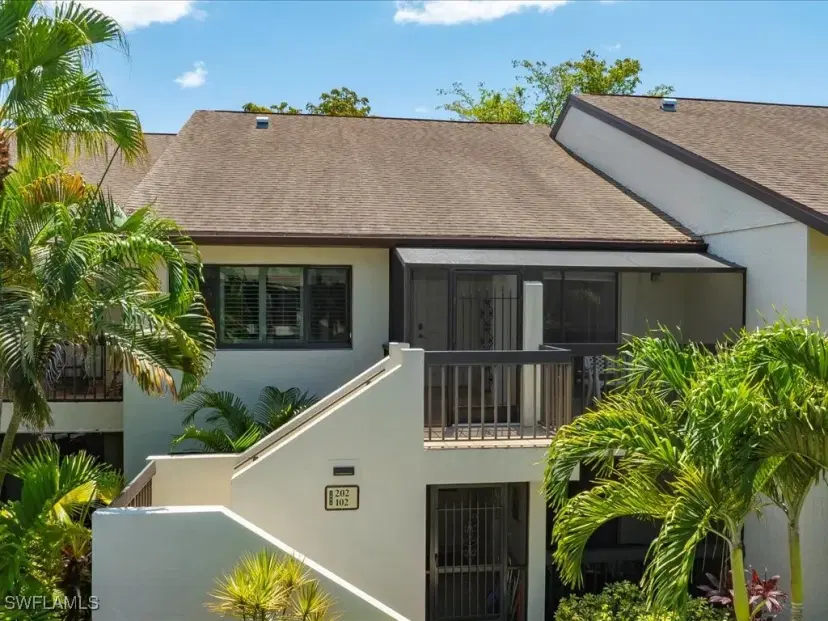 Picture of 1806 Kings Lake Blvd 4, Naples FL 34112