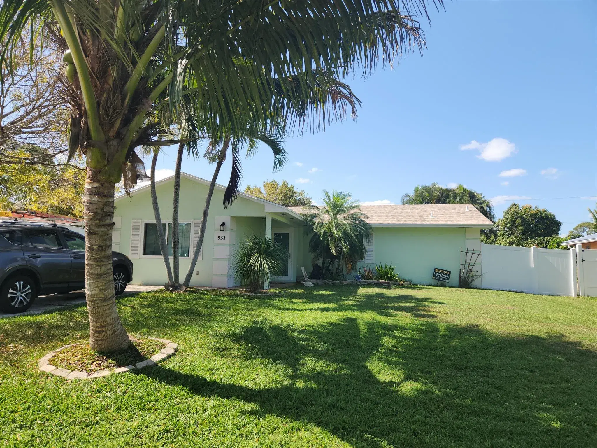 Picture of 531 SE Karrigan Terrace, Port St Lucie, FL 34983