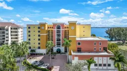 Picture of 4029 SE 20Th Pl 305, Cape Coral, FL 33904