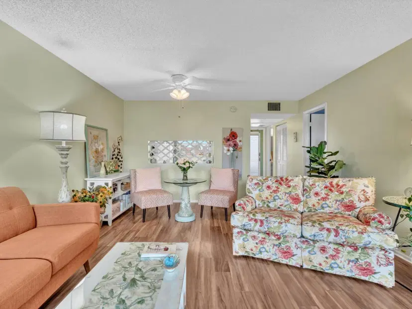 Picture of 8838 W Mcnab Rd 304, Tamarac FL 33321