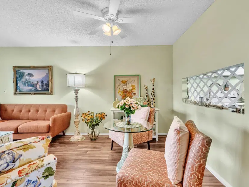 Picture of 8838 W Mcnab Rd 304, Tamarac FL 33321