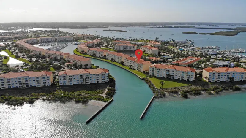 Picture of 5 Harbour Isle Drive E 202, Fort Pierce FL 34949