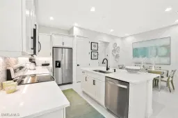 Picture of 7295 Cayo Coco Ln, Naples, FL 34113