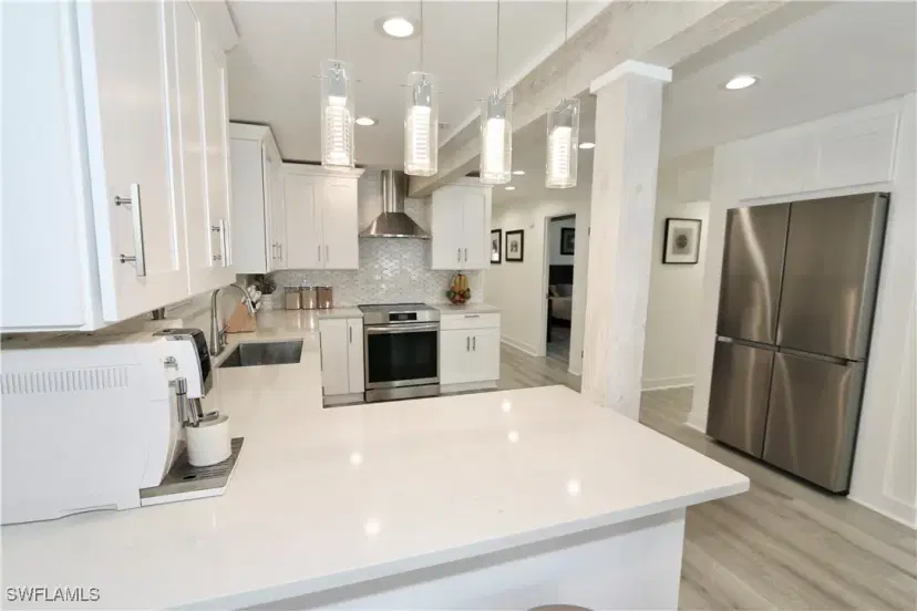 Picture of 2061 Santa Barbara Blvd, Naples FL 34116