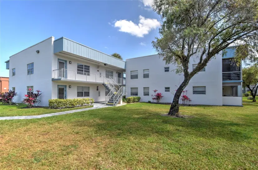 Picture of 623 Burgundy M 623, Delray Beach FL 33484