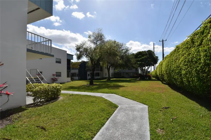 Picture of 623 Burgundy M 623, Delray Beach FL 33484