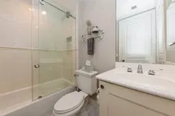 Picture of 310 E Mallory Circle, Delray Beach, FL 33483
