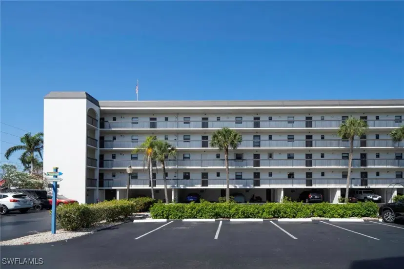 Picture of 1012 Anglers Cv D405, Marco Island FL 34145