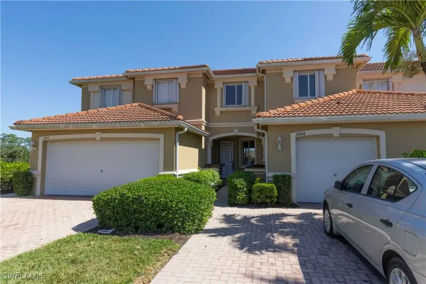 Picture of 2408 Laurentina Ln, Cape Coral FL 33909