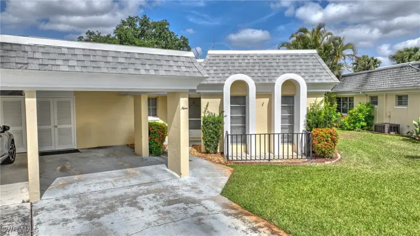Picture of 9 Park Lane Cir, Lehigh Acres FL 33936