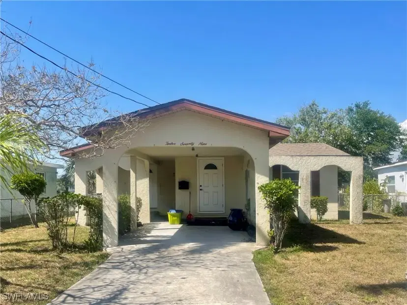 Picture of 1279 5Th Ave N, Naples FL 34102